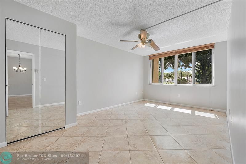 Image 6 of 30 For 6670 Royal Palm Blvd  105k