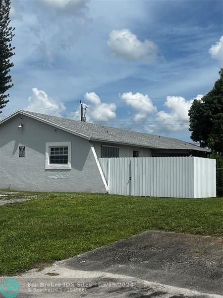 Details for 1683 Breezy Ln, West Palm Beach, FL 33417