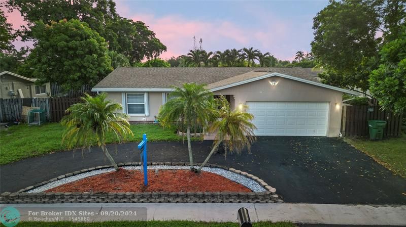 Details for 8120 73rd Ave, Tamarac, FL 33321