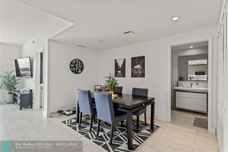 Image 10 of 54 For 2000 Metropica Way  1806