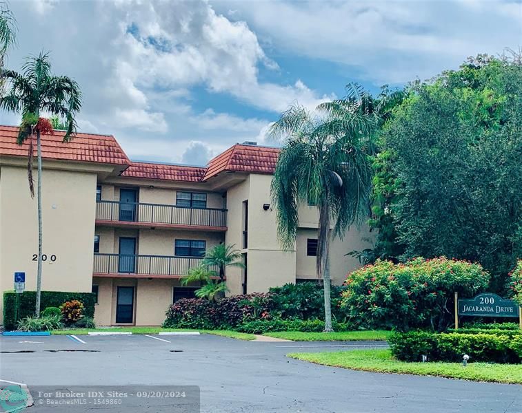 Details for 200 Jacaranda Country Club Dr  1b, Fort Lauderdale, FL 33324