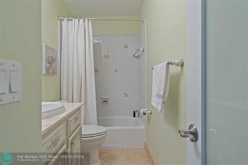 Image 42 of 43 For 1301 Hillsboro Blvd  603