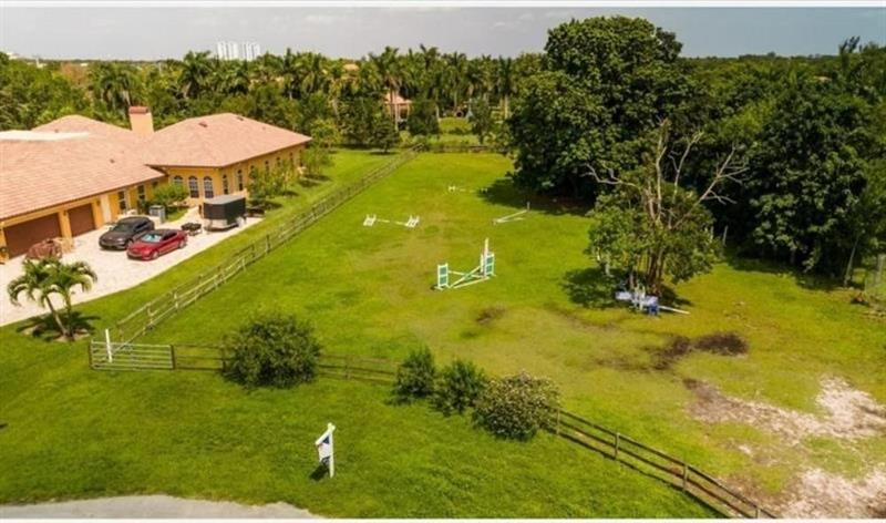 Image 6 of 7 For 11701 11th St