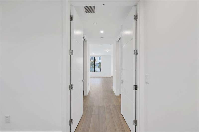 Image 46 of 88 For 204 Osceola Park Lane