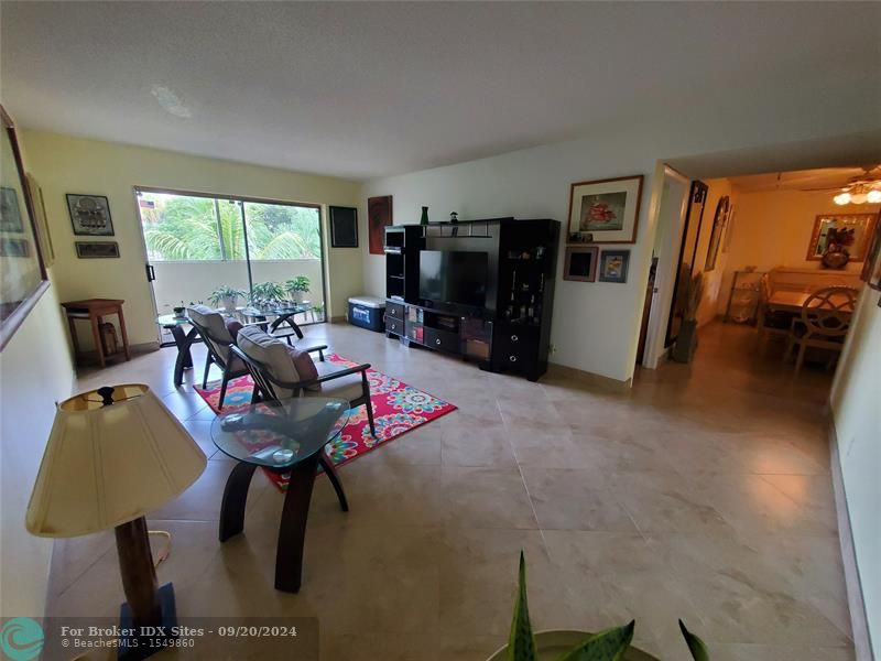 Image 13 of 29 For 6075 Sabal Palm Blvd  307