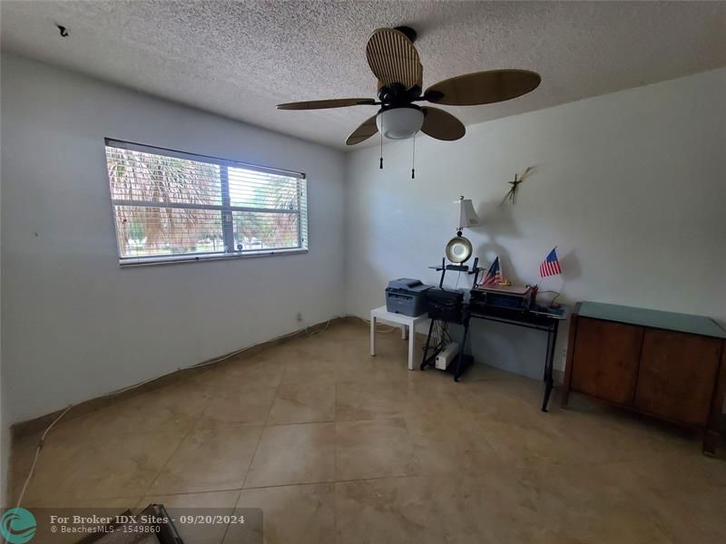 Image 25 of 29 For 6075 Sabal Palm Blvd  307