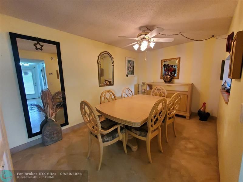 Image 7 of 29 For 6075 Sabal Palm Blvd  307