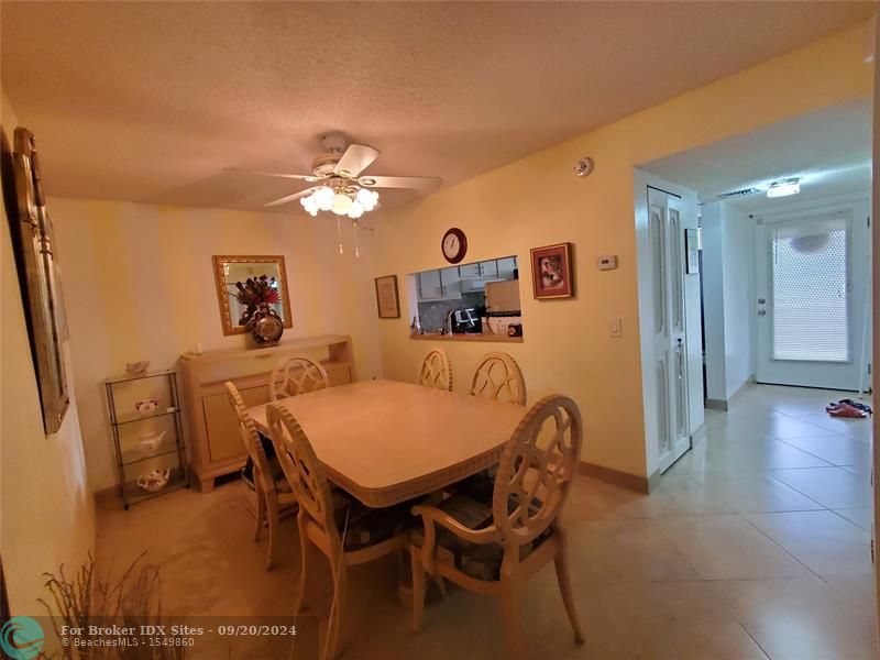 Image 8 of 29 For 6075 Sabal Palm Blvd  307