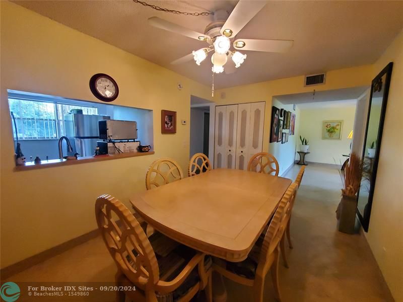 Image 9 of 29 For 6075 Sabal Palm Blvd  307