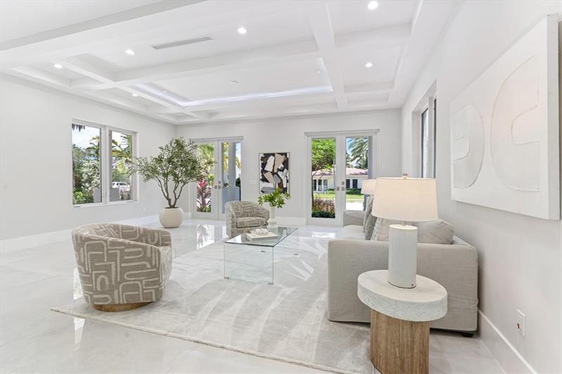 Image 13 of 38 For 2620 Aurelia Pl