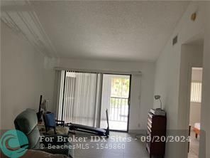 Image 4 of 15 For 15301 Pembridge Ave  72