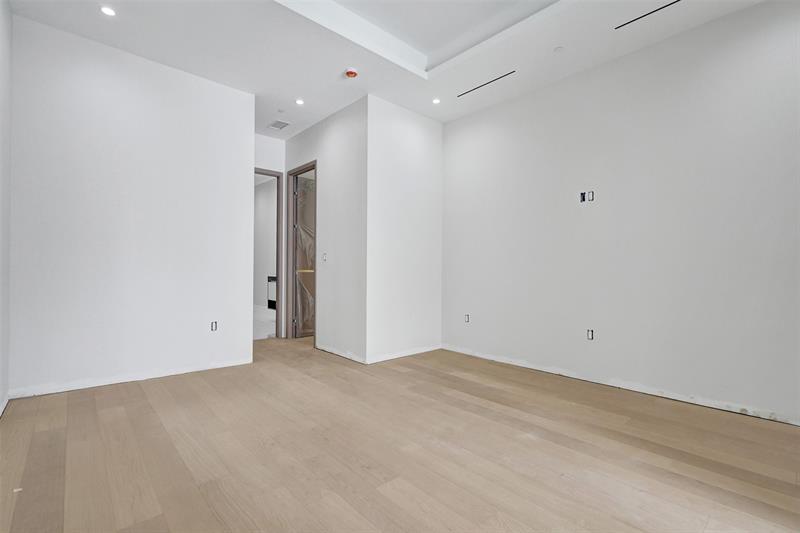 Image 42 of 59 For 11951 3rd St