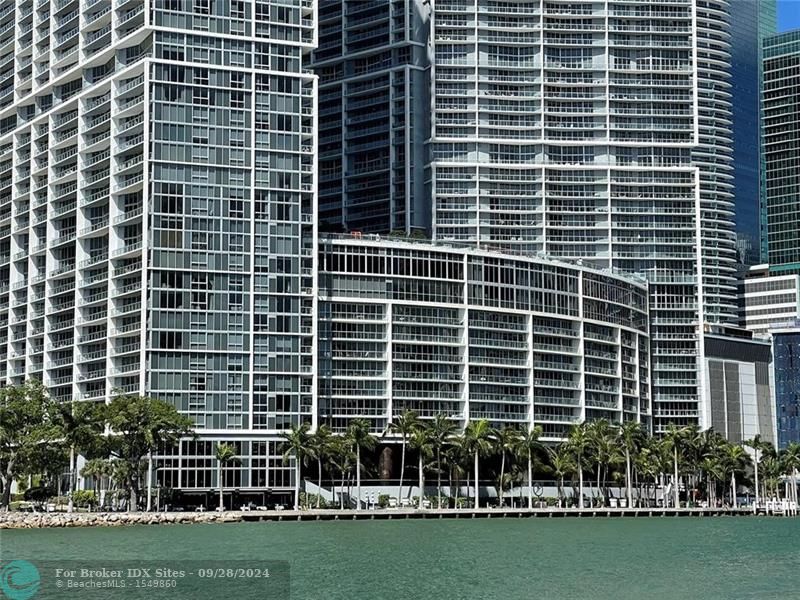 Image 30 of 42 For 465 Brickell Ave  2706