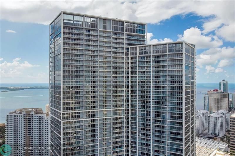 Image 36 of 42 For 465 Brickell Ave  2706