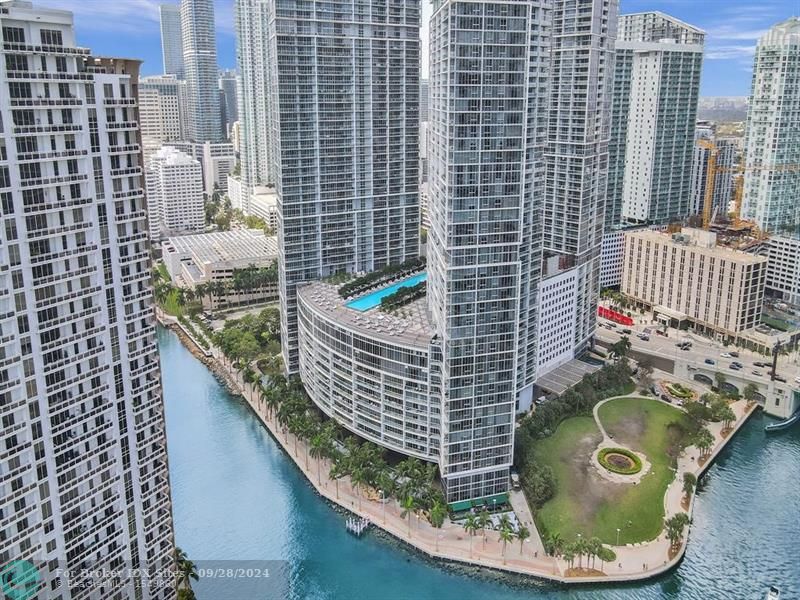 Image 38 of 42 For 465 Brickell Ave  2706