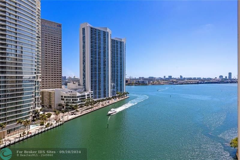 Image 40 of 42 For 465 Brickell Ave  2706