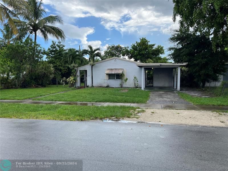 Listing Details for 580 194th Ter, Miami, FL 33169