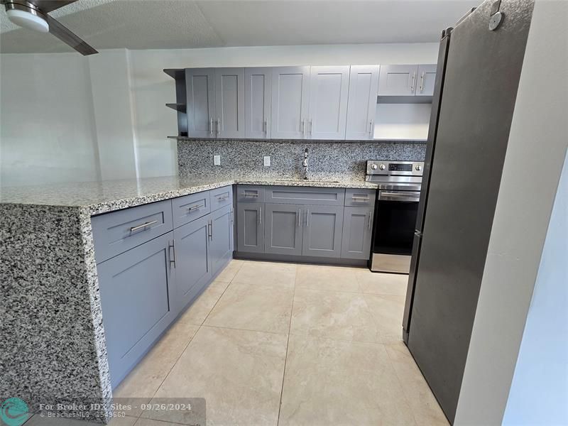 Image 3 of 16 For 1333 Hallandale Beach Blvd  110