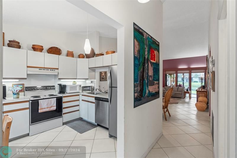 Image 7 of 28 For 3238 Carambola Cir S  3238