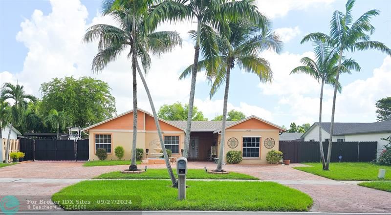 Details for 19607 62nd Ave, Hialeah, FL 33015