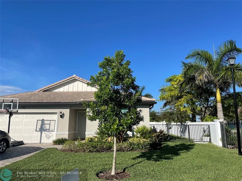 Details for 2981 Hibiscus Ave, Oakland Park, FL 33311