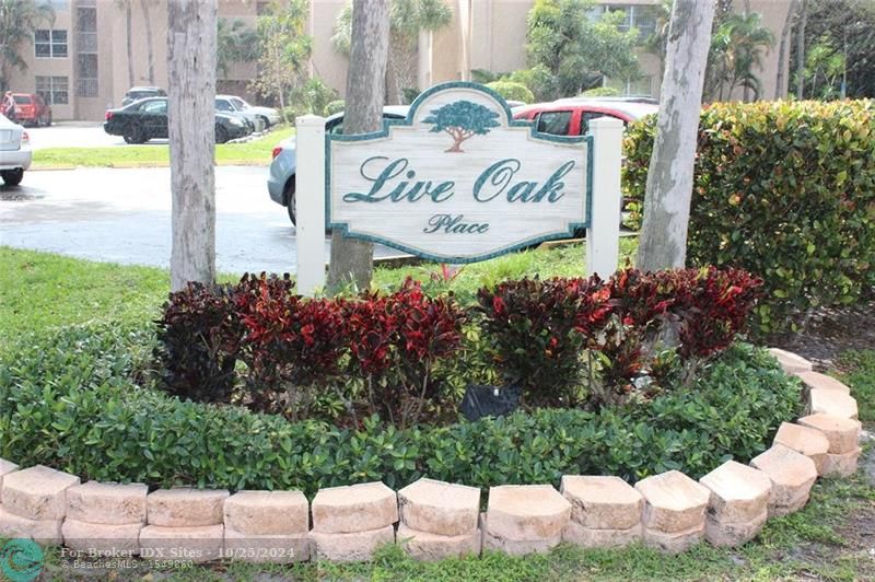 Listing Details for 9441 Live Oak Pl  101, Davie, FL 33324