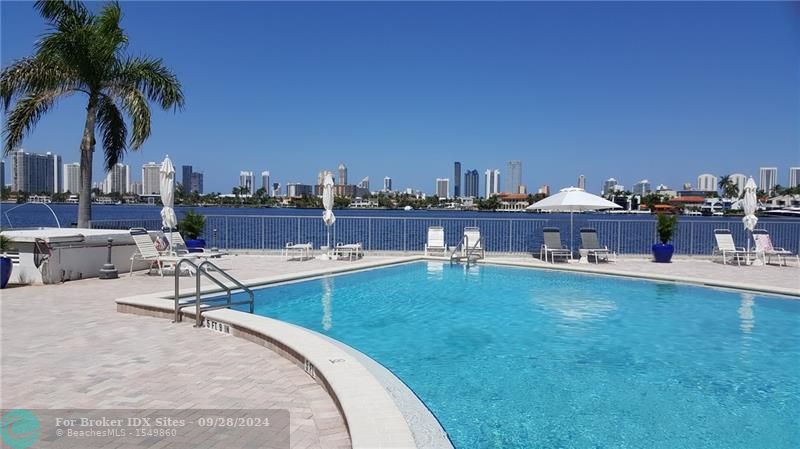 Details for 16546 26th Ave  4h, North Miami Beach, FL 33160