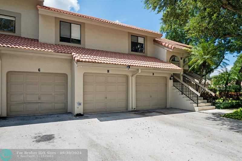 Details for 5750 Coach House Cir, Boca Raton, FL 33486