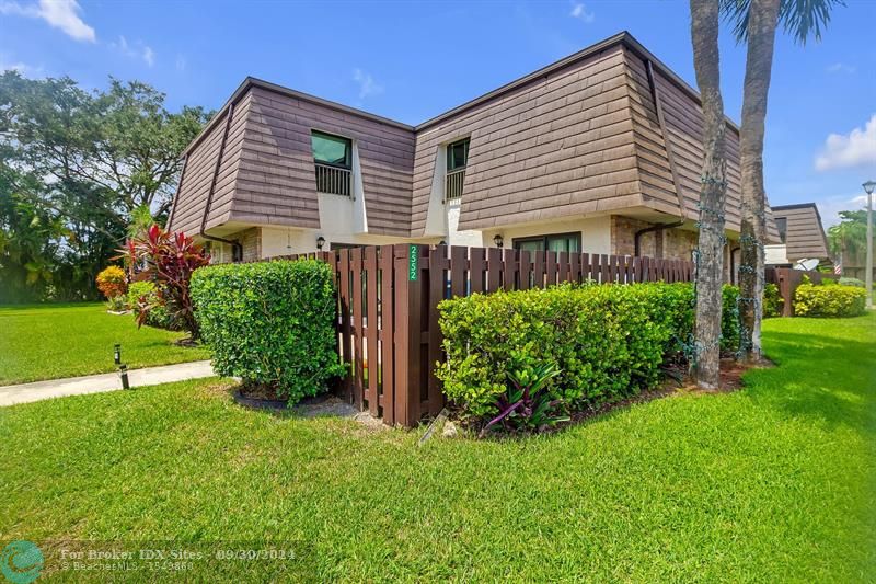 Details for 2552 99th Ave, Coral Springs, FL 33065