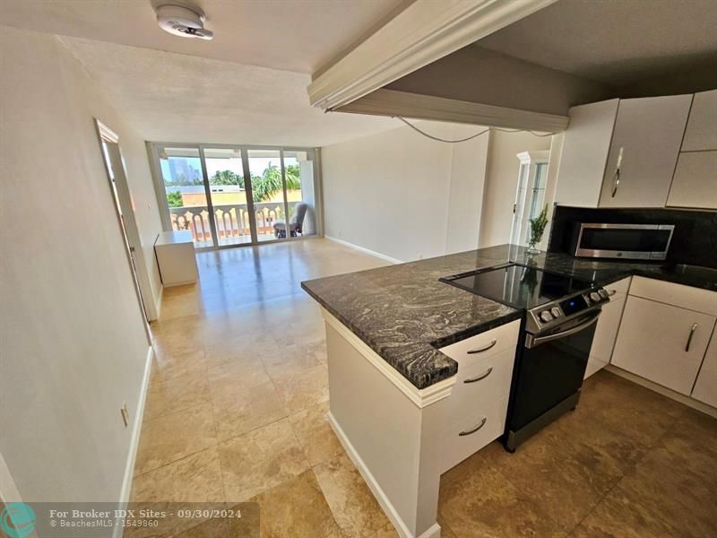 Details for 3199 Ocean Dr  406, Hallandale Beach, FL 33009