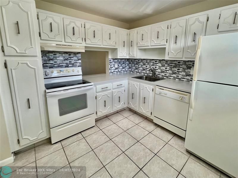 Details for 3000 Riverside Dr  201-1, Coral Springs, FL 33065