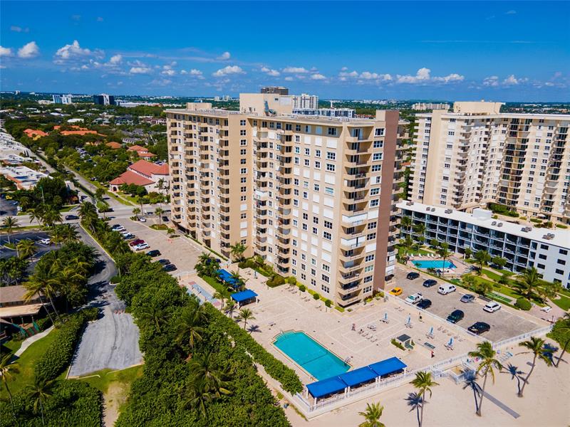 Image 37 of 65 For 2000 Ocean Blvd  2p