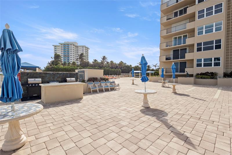 Image 53 of 65 For 2000 Ocean Blvd  2p