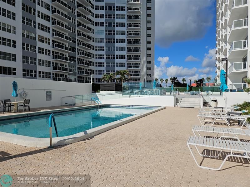 Image 6 of 11 For 3750 Galt Ocean Dr  209