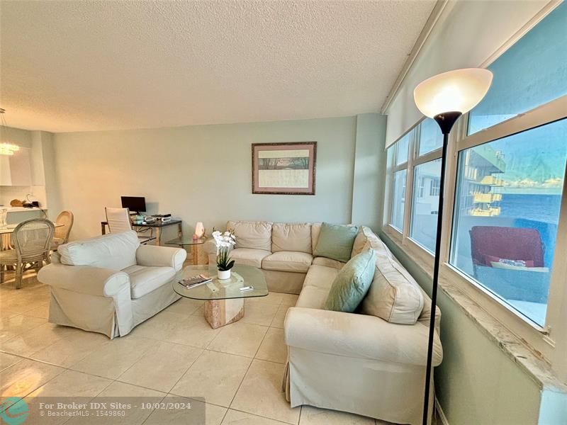 Image 15 of 31 For 3725 Ocean Dr  1612