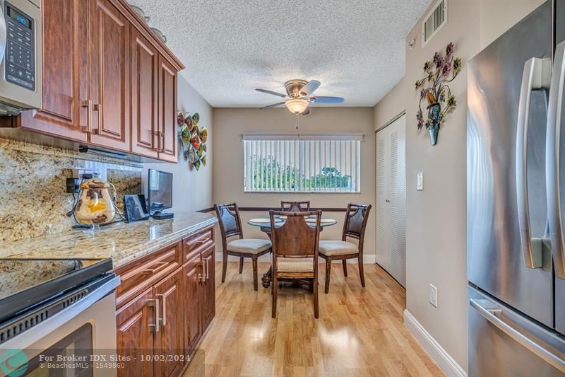 Image 11 of 46 For 4734 Lucerne Lakes Blvd  302