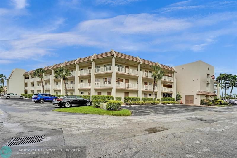 Image 38 of 44 For 6800 Royal Palm Blvd  308f