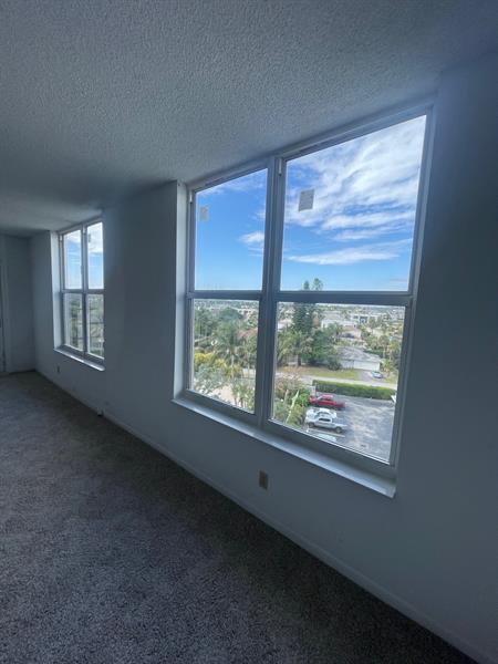 Image 36 of 37 For 2851 Ocean Blvd  6-f