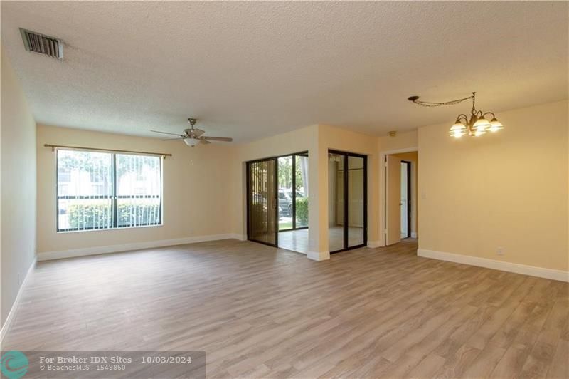 Image 4 of 10 For 3531 Cocoplum Cir  3466