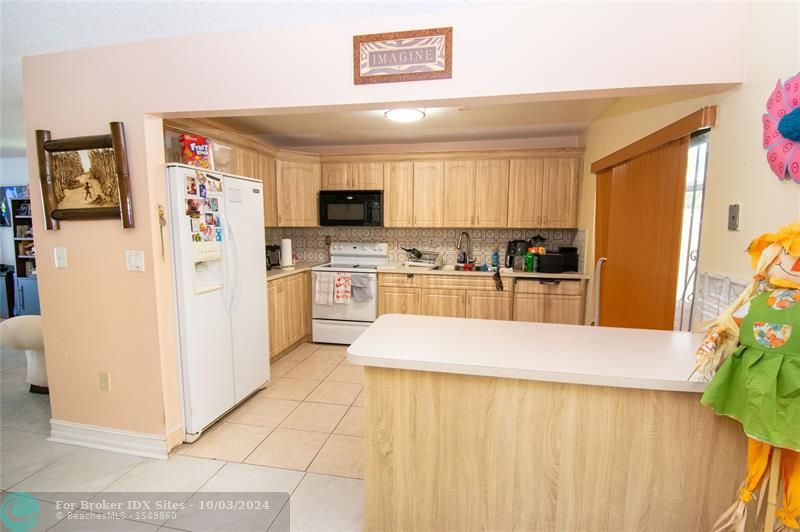 Image 6 of 20 For 2670 60th Pl  101-26