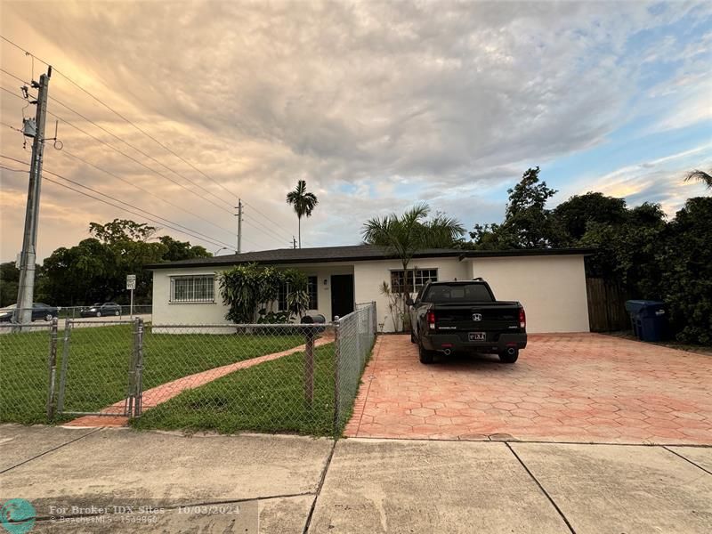 Details for 590 159th St, Miami, FL 33162