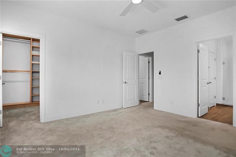 Image 15 of 33 For 1852 Spoonbill Ct