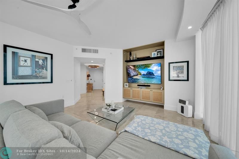 Image 7 of 27 For 333 Las Olas Way  2207