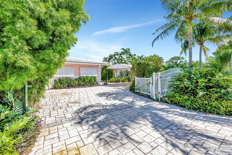 Details for 5140 17th Ter, Fort Lauderdale, FL 33334