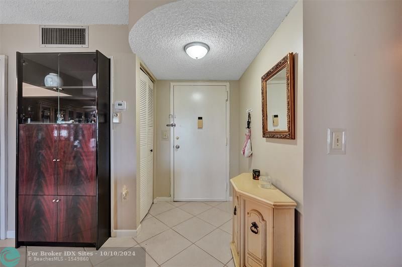 Image 23 of 46 For 4980 Sabal Palm Blvd  330