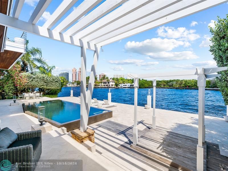 Image 58 of 91 For 2110 Intracoastal Dr