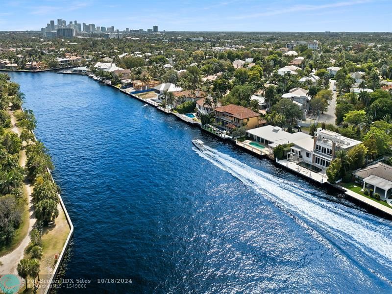 Image 73 of 91 For 2110 Intracoastal Dr