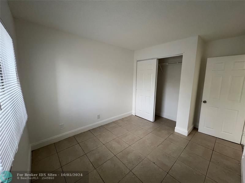 Image 10 of 12 For 11366 Royal Palm Blvd  11366