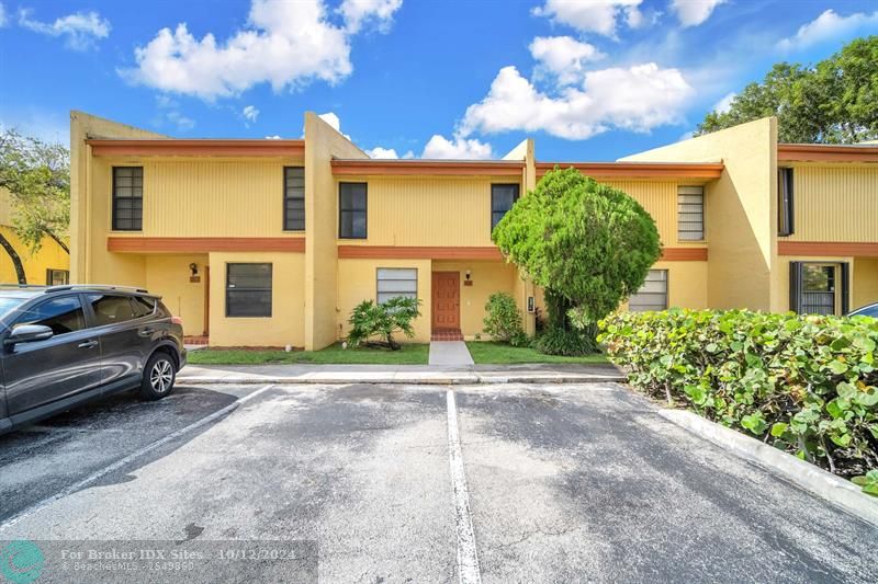 Details for 1610 93rd Ave  303, Hollywood, FL 33024