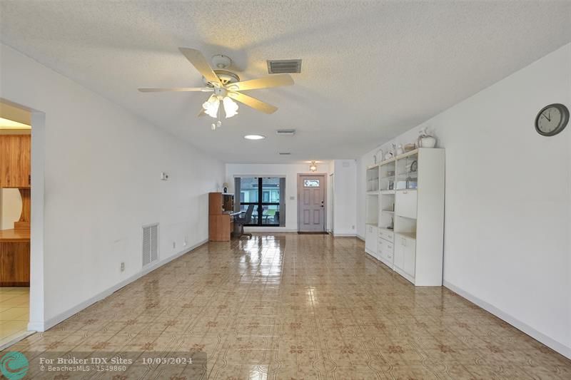 Image 12 of 81 For 2077 17th Dr